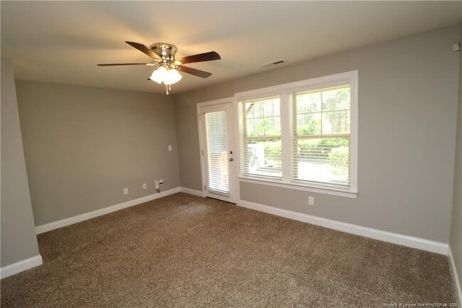 Building Photo - 119 Ballyliffen Ln