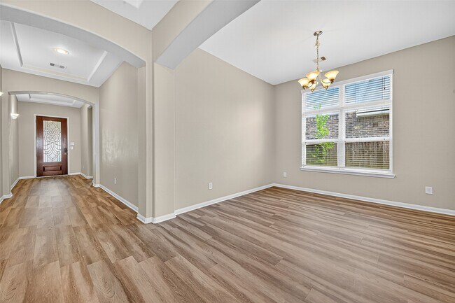 Building Photo - 17914 Logans Pine Dr