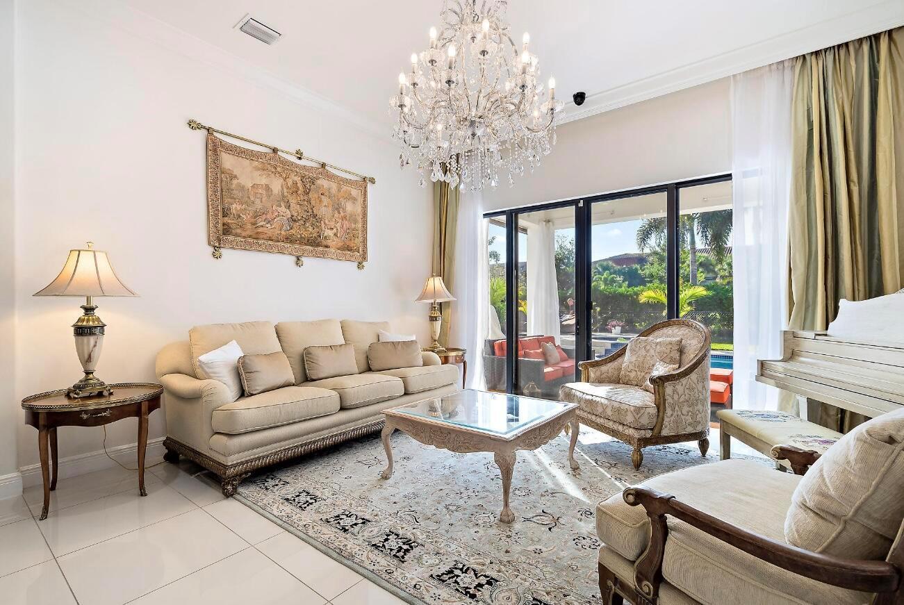 Building Photo - 6484 Vireo Ct