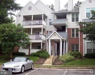 Building Photo - 3920 Penderview Dr