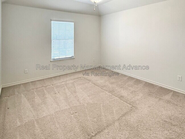 Building Photo - 10228 Tahoka Pl