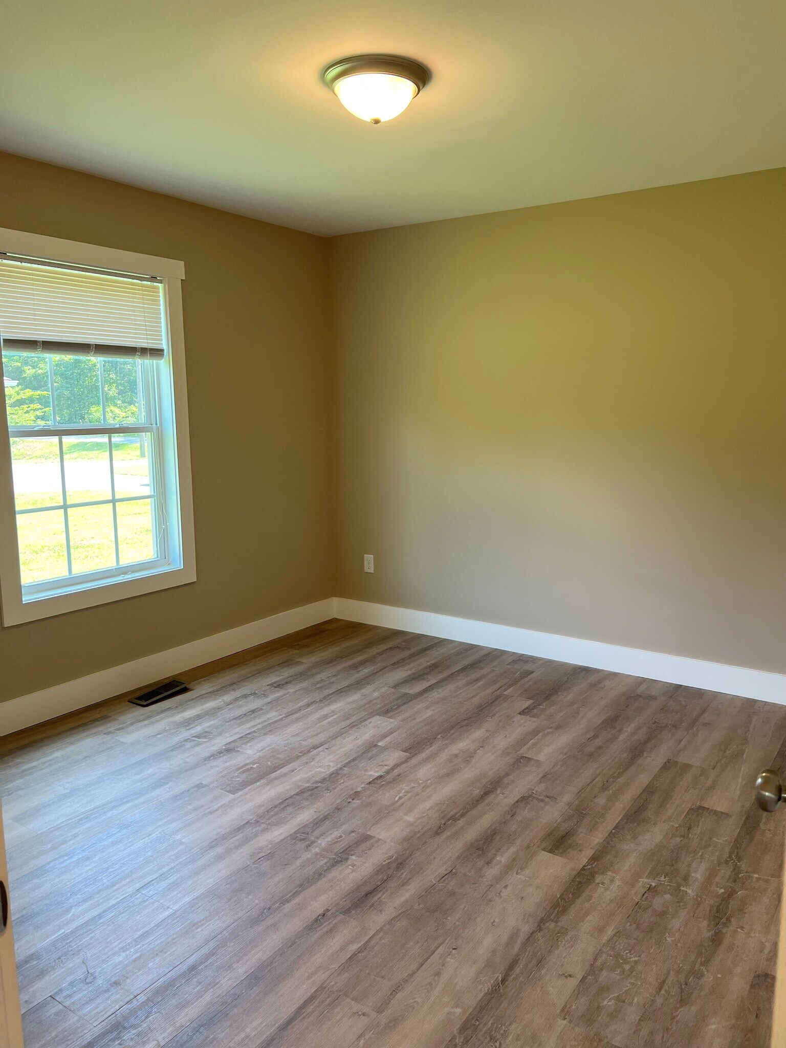 2nd Bedroom - 505 Clear Creek Rd