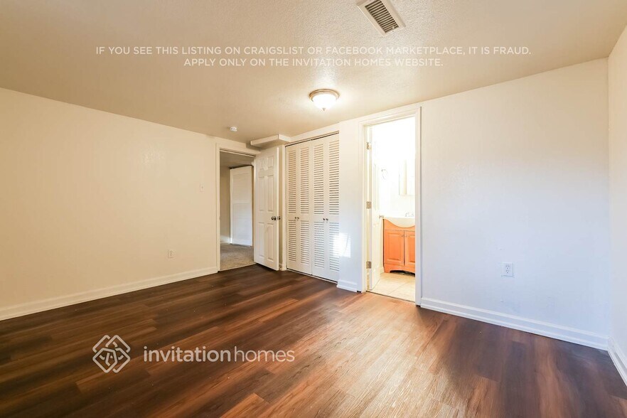 Building Photo - 2040 Ironton St
