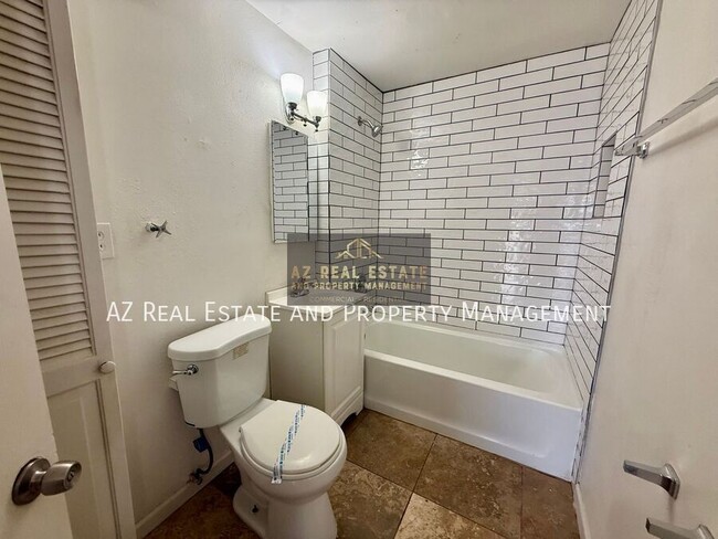 Building Photo - 1218 W Cinnabar Ave
