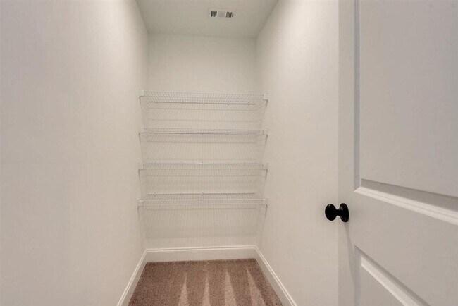 Building Photo - 1011 Spotswood Cir