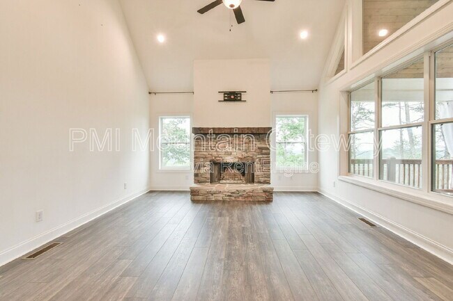 Building Photo - 13765 GA-136
