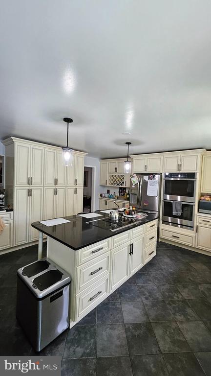 Building Photo - 1511 Jomar Dr