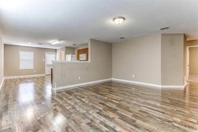 Building Photo - 14025 Silkwood Dr