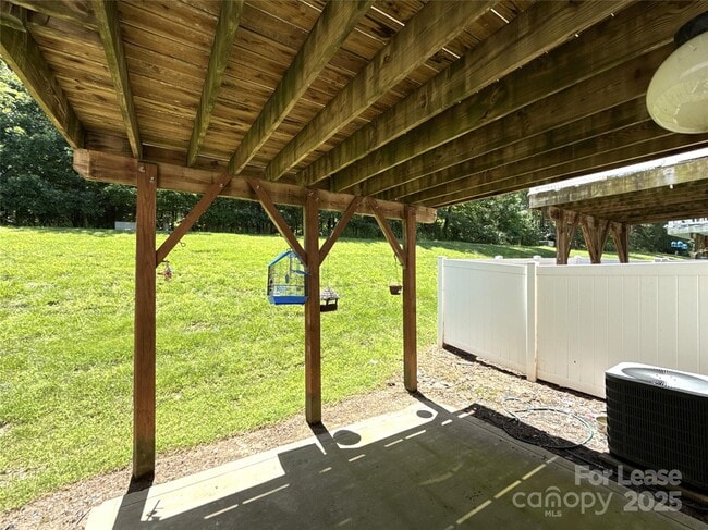 Building Photo - 10318 Garrett Grigg Rd