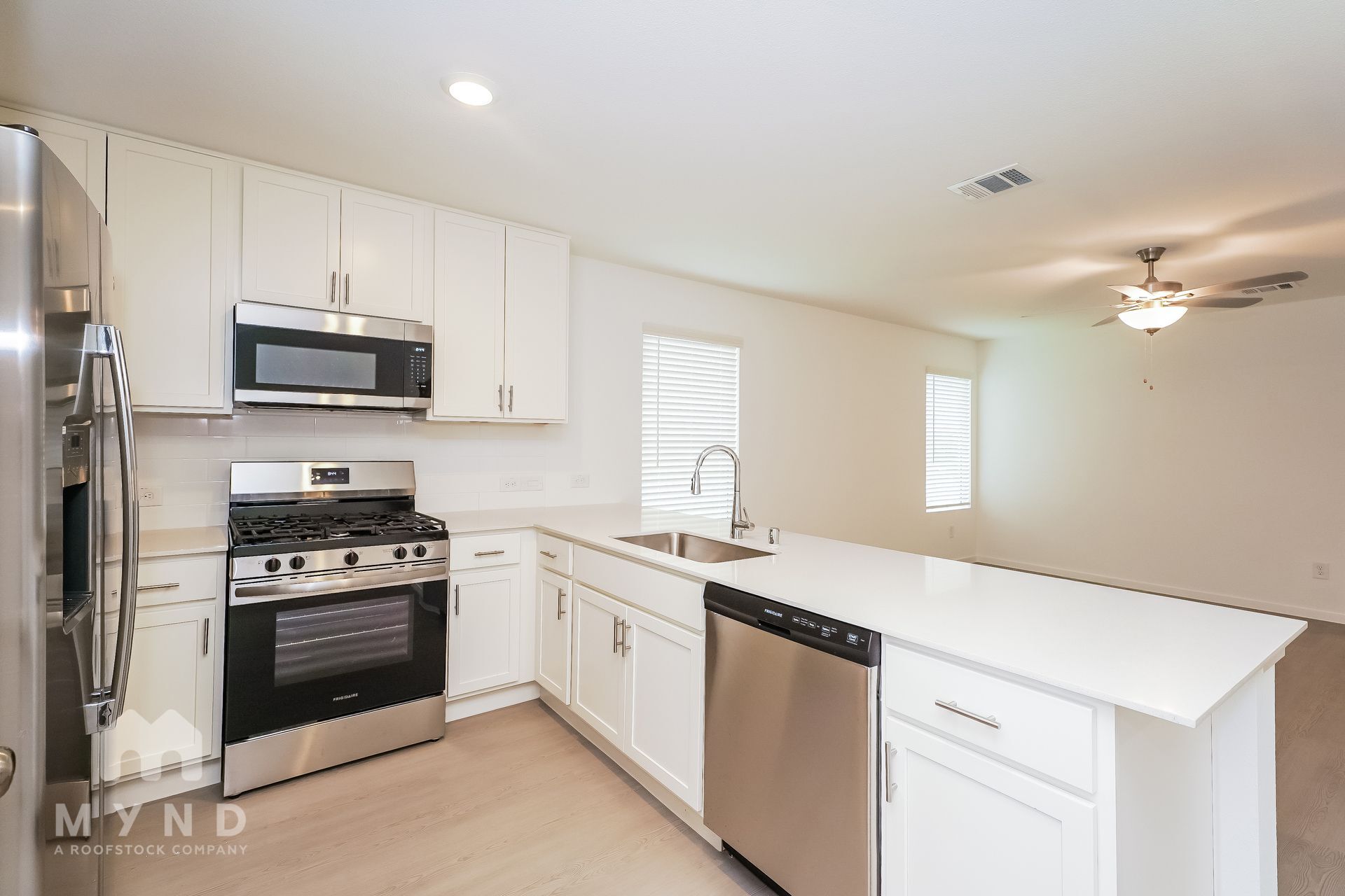 Building Photo - 2636 Mistwood Dr