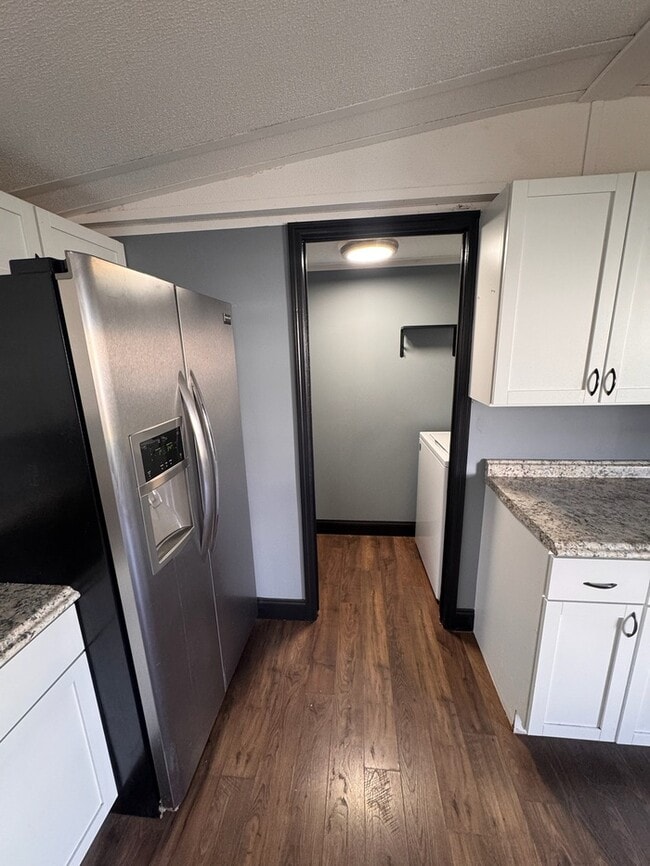 Building Photo - 7804 Stanley Rd