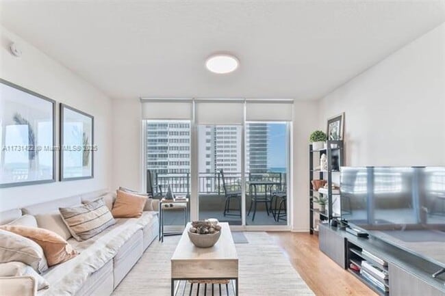 Building Photo - 2080 S Ocean Dr