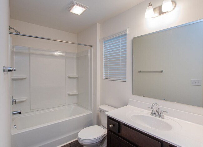 Building Photo - 3BD/2.5 Bath Townhome in Midland Wyntree Community- AVAILABLE NOW