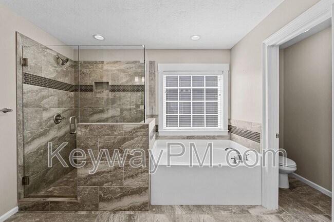Building Photo - 582 Bunchgrass St