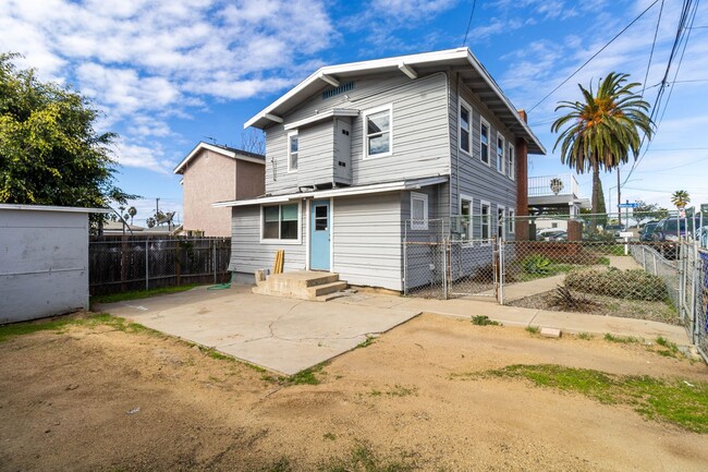 Building Photo - Beautiful 4 bedroom single family home in ...