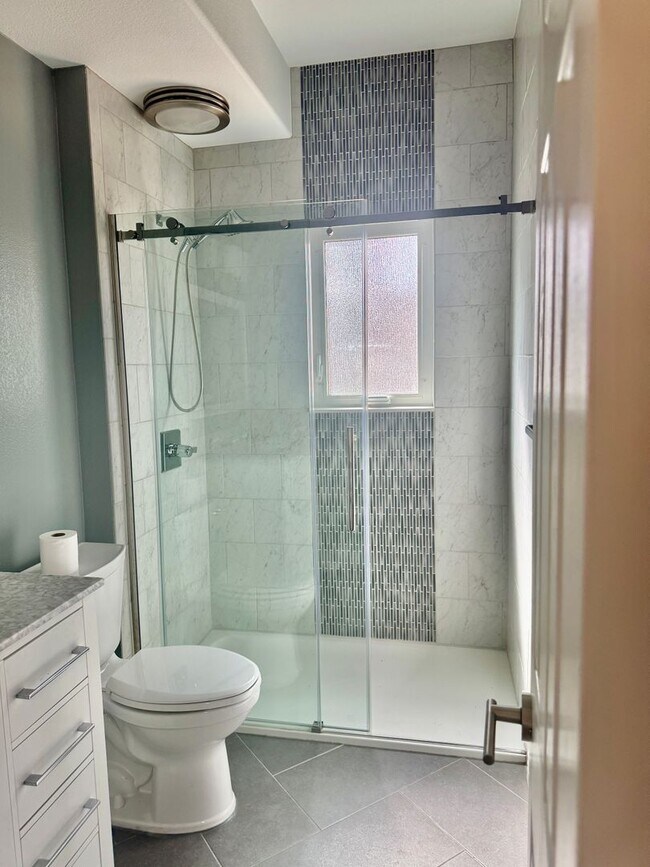 Building Photo - Brunner Farms Beauty