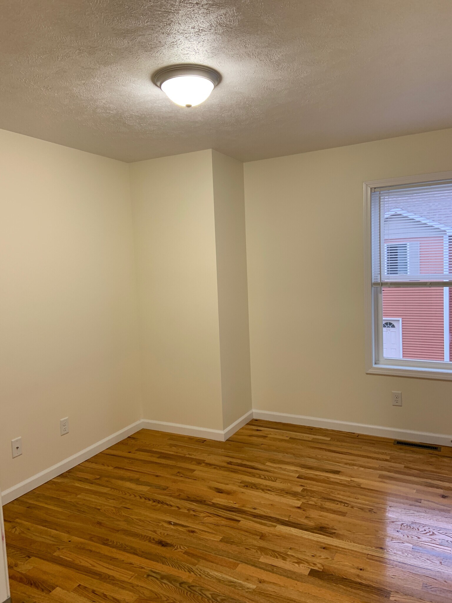 Building Photo - 204 Betsinger Rd