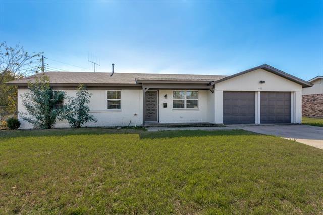 Primary Photo - 809 Michelle Dr