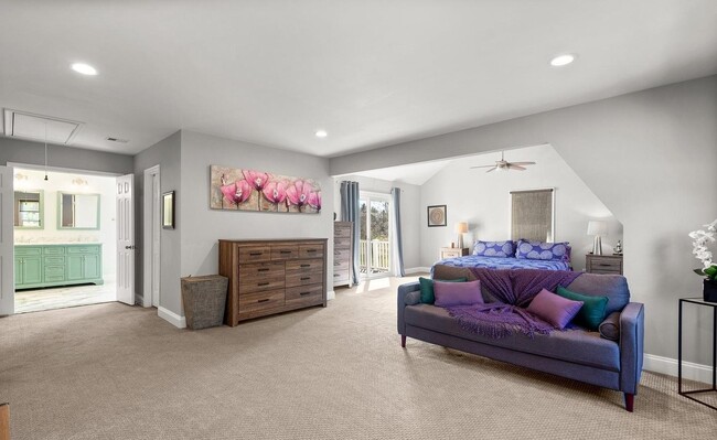 Building Photo - 8620 Stableview Ct