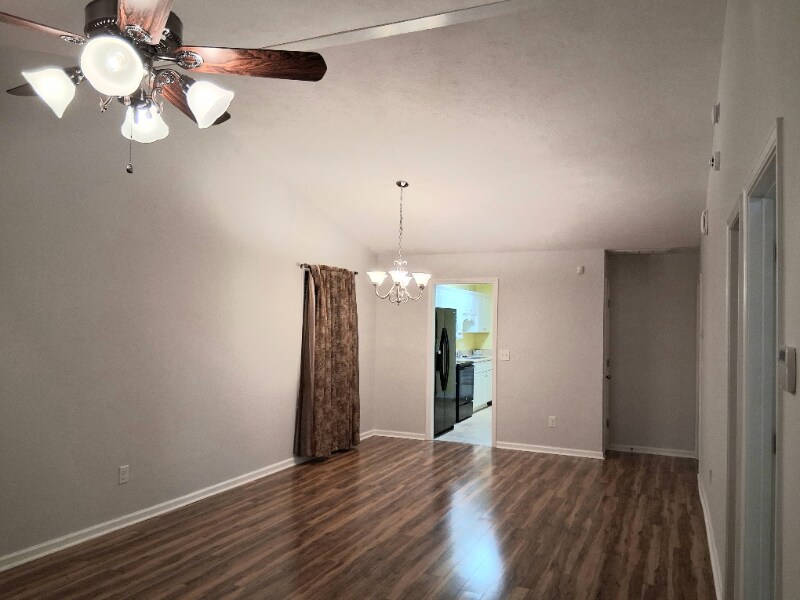 Building Photo - 1731 Elizabeth St