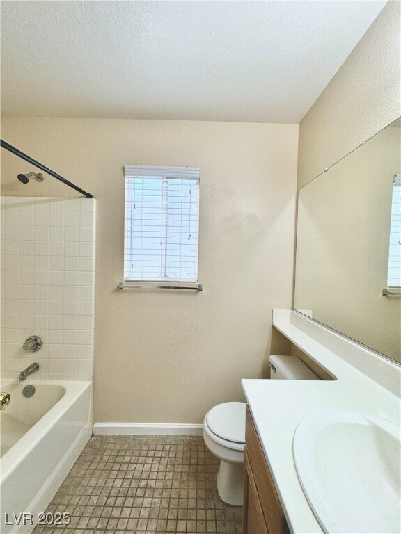 Building Photo - 2024 Fountain Valley Way