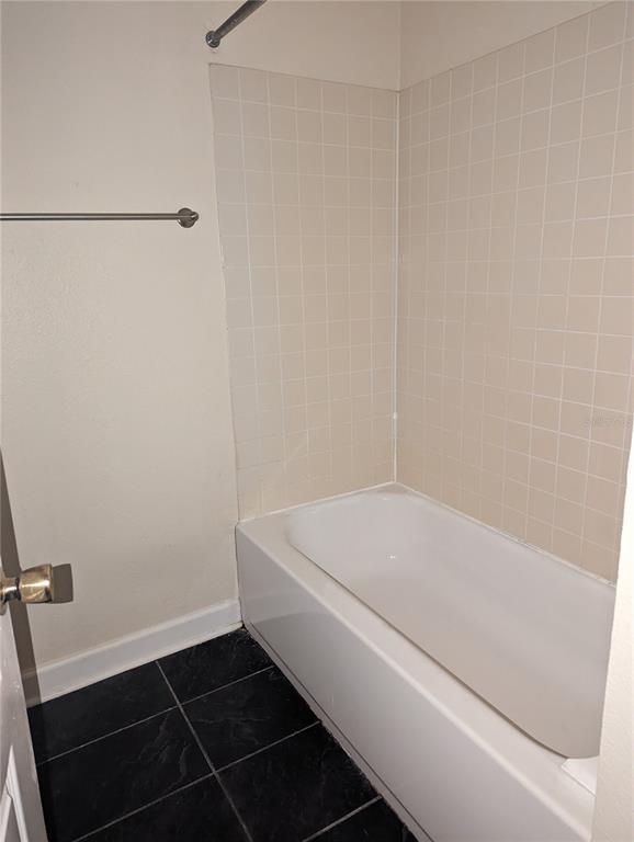 Building Photo - 2071 Dixie Belle Dr
