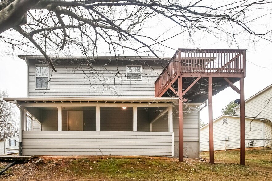 Building Photo - 6018 Valley Trails Ct