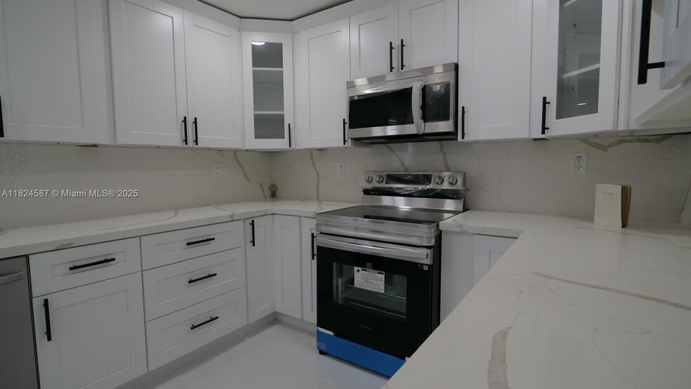 Building Photo - 3609 SW 23rd St