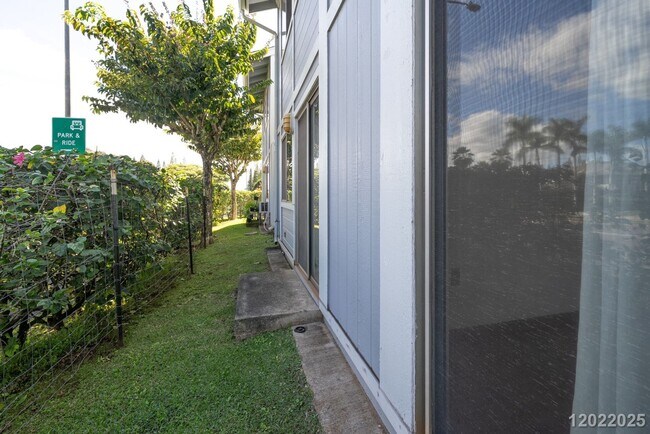 Building Photo - 95-1013 Ainamakua Dr #71