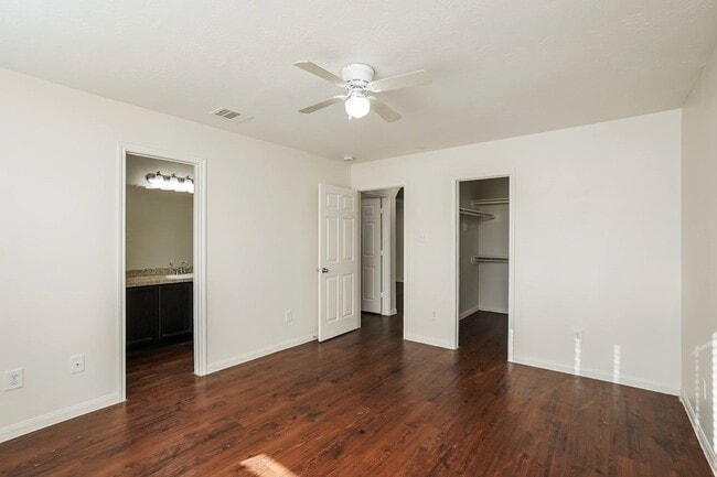 Building Photo - 16371 Royal Stone Ln