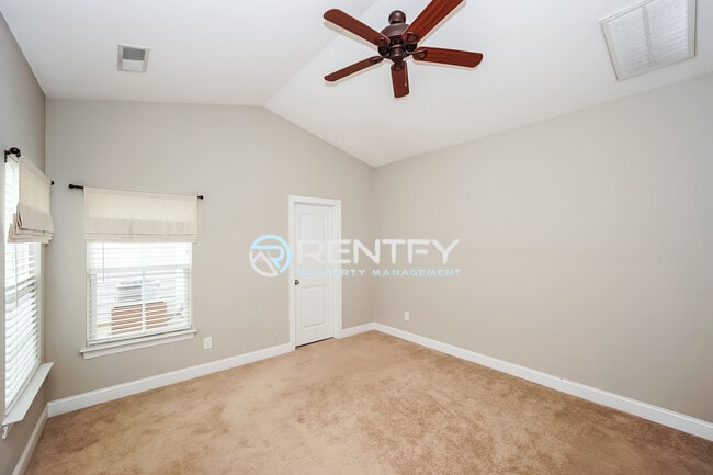 Building Photo - 2506 Gallery Drive