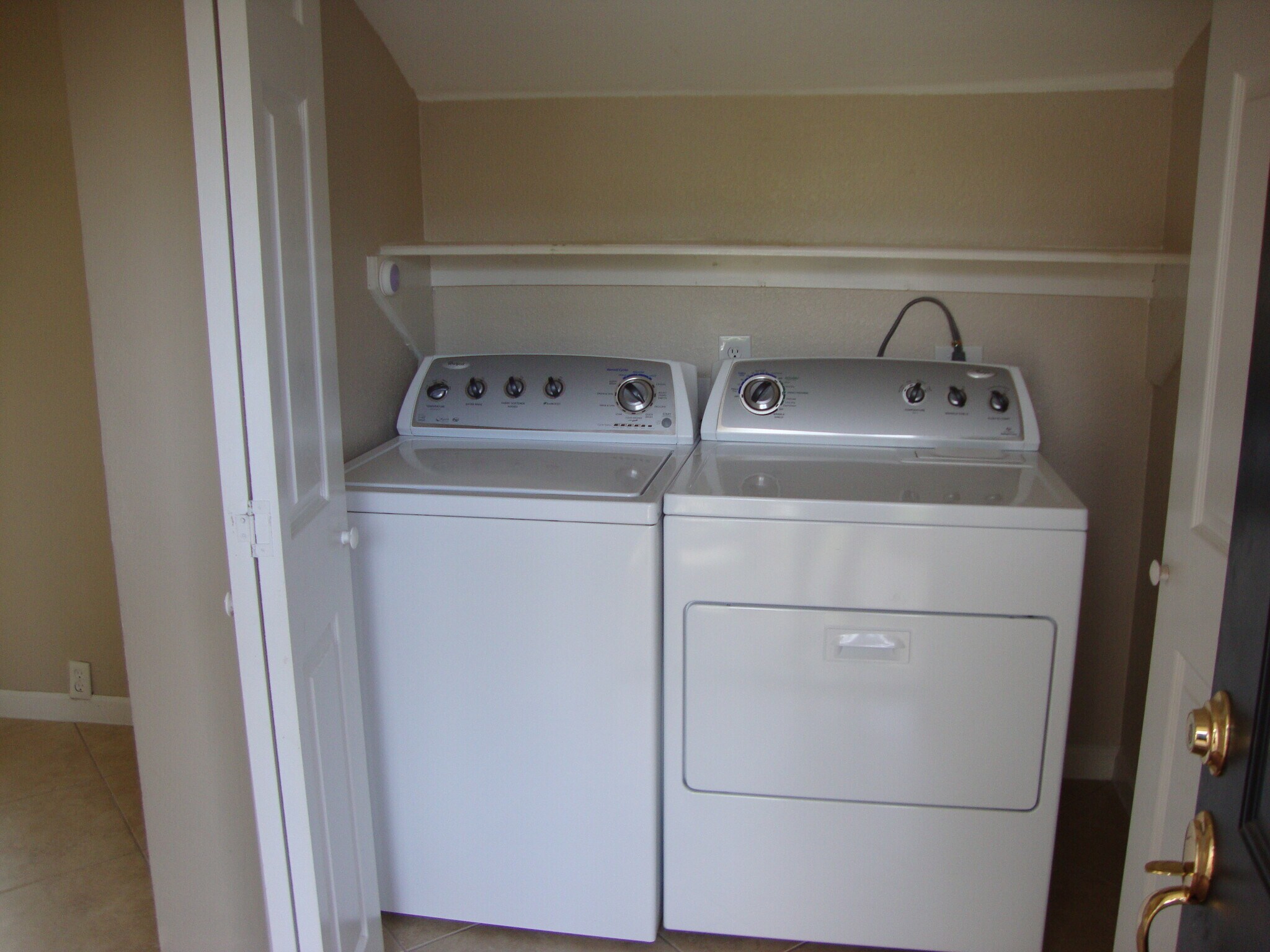 Building Photo - 3816 Gano St