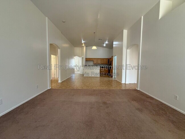 Building Photo - 4417 W St Kateri Dr
