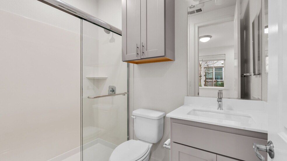 Building Photo - 1723 Pedrozzi Cmn