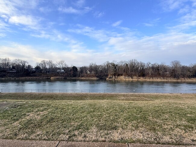 Building Photo - 2818 Penn Meade Dr