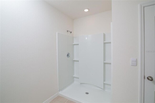 Building Photo - 2119 Tay Wes Dr