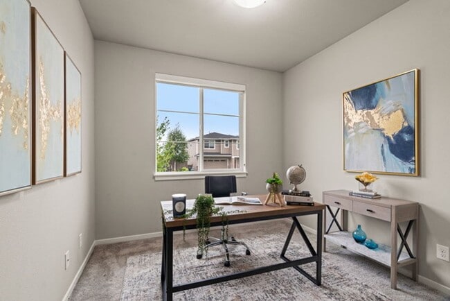 Building Photo - Listed For Rent