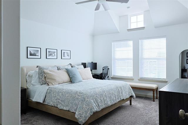 Building Photo - 1020 S Emil Pl