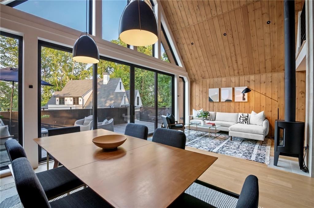 Building Photo - 1033 Reeder Cir NE