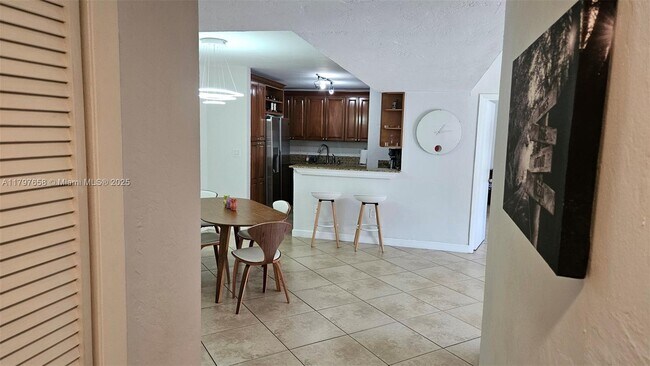 Building Photo - 7401 SW 82nd St