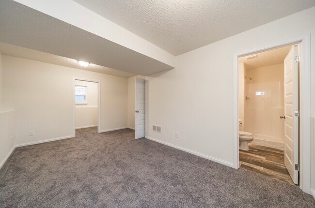 Building Photo - 9834 Codyview Dr