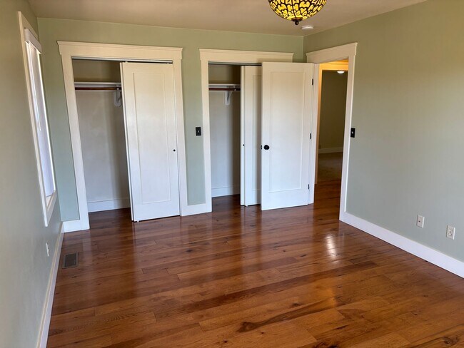 Building Photo - Great Tumalo Single Story Home with Mounta...