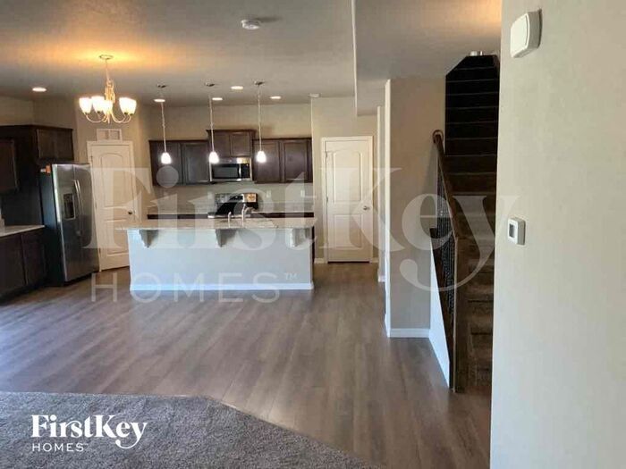 Building Photo - 7717 Benecia Dr