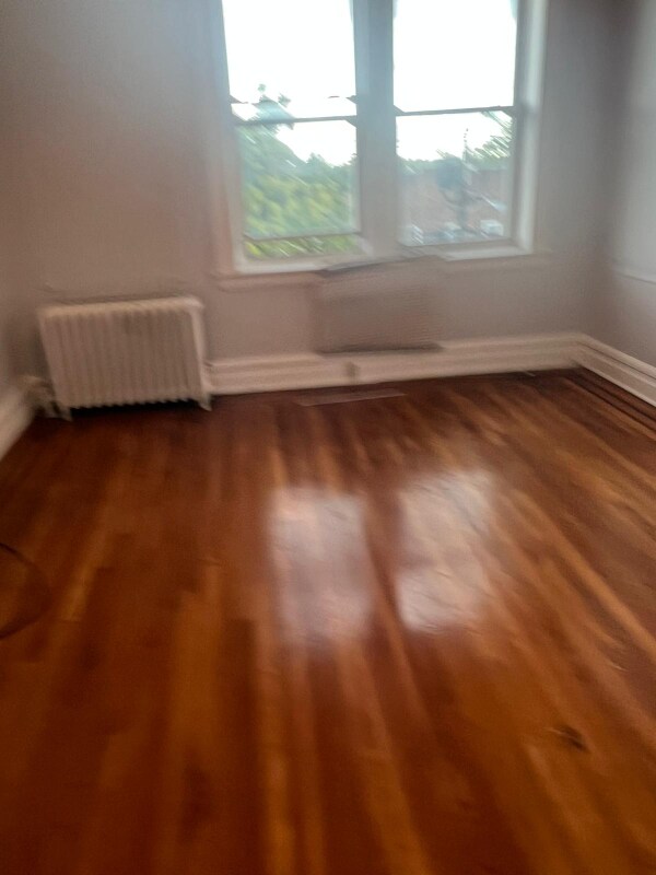 Building Photo - 689 Sanford Ave
