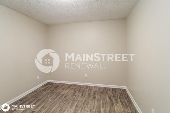 Building Photo - 6820 Summit View Dr, Flowery Branch, GA 30...