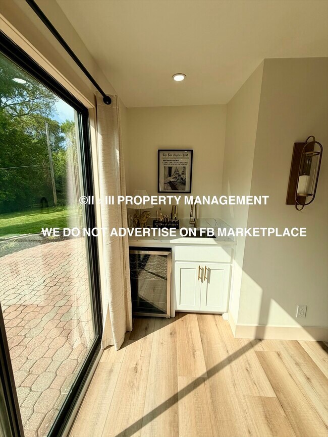 Building Photo - 9730 State Line Rd