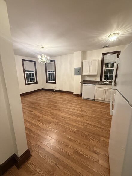 Building Photo - 4123 Connecticut Ave NW