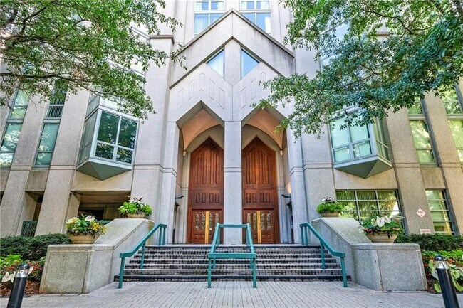 Building Photo - 2870 Pharr Ct S Northwest