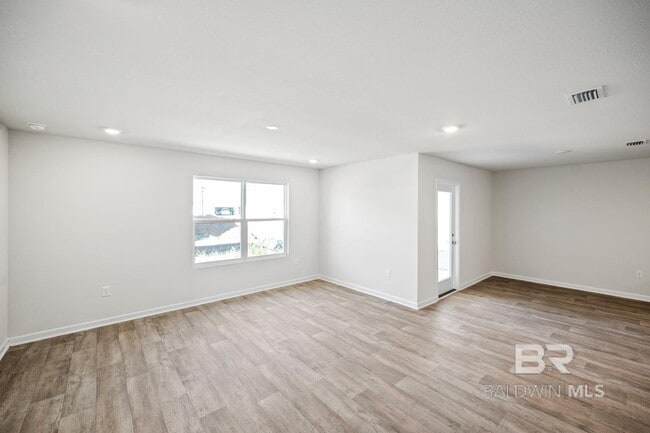 Building Photo - 18885 Markle Dr