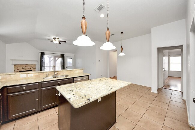 Building Photo - 21019 Stoney Haven Dr